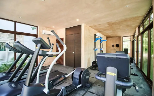 Amazing Apartment With Pools Gym BBQ Yoga Deck
