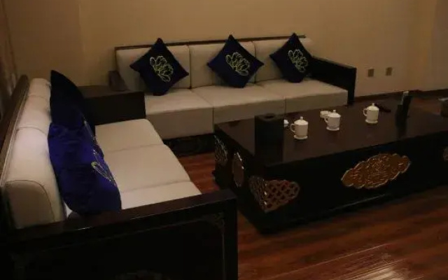 Xiangqu Garden Hotel