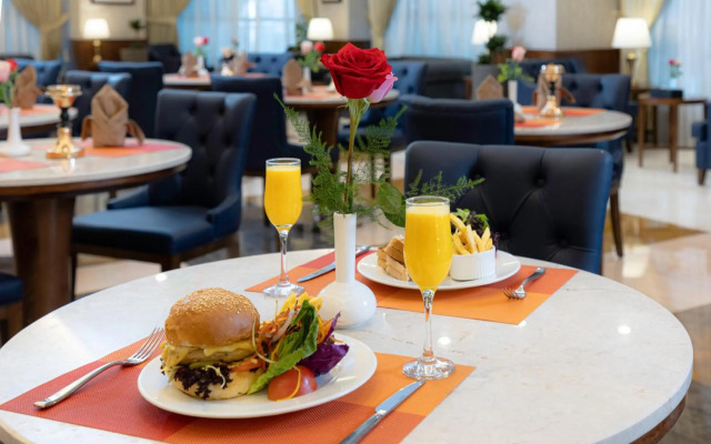 Royal Inn Al-Nokhba Hotel