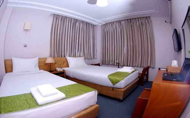 Holiday Hotel Yangon