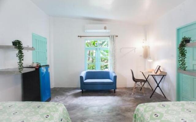 Indie Beach Bungalows