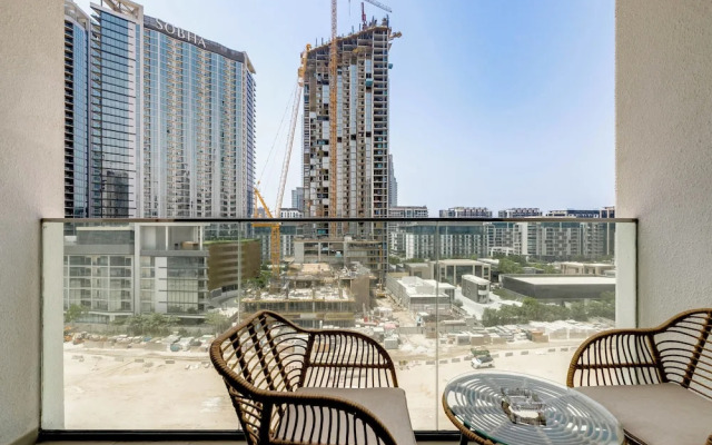 GLOBALSTAY. Azizi Riviera 40