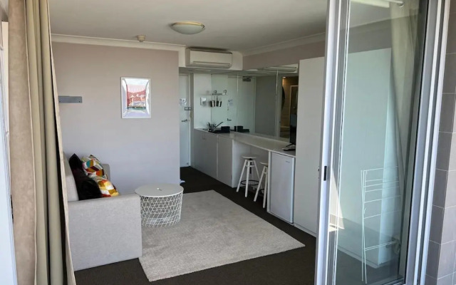 Cosy studio with a large balcony and a great view!