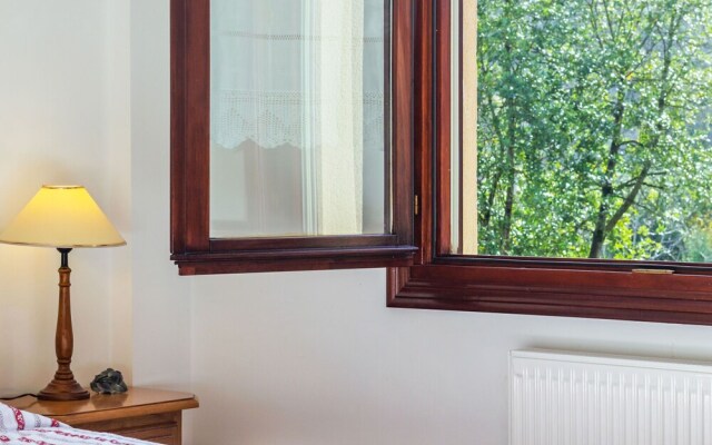 Exquisite Holiday Home in Carasa With Private Garden