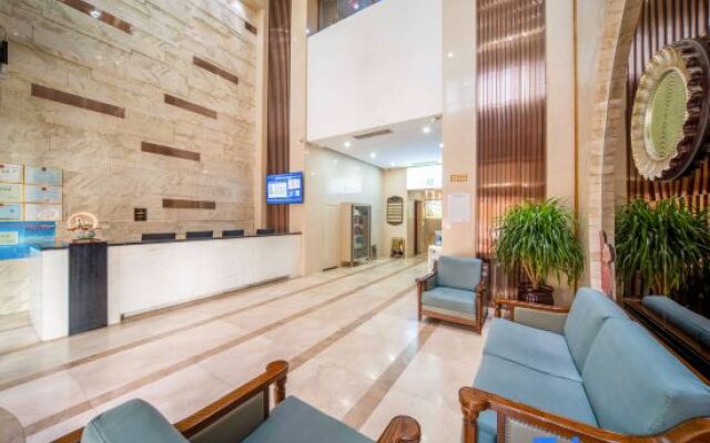 Jinjiang Metropolo Hotel (Baotou Gangtie Avenue Wanda Plaza)