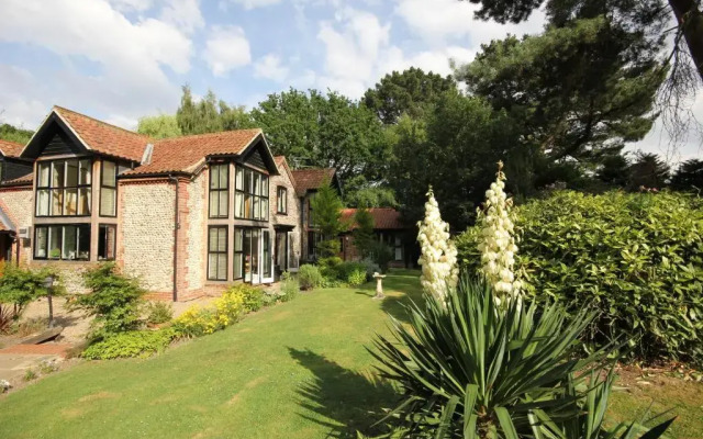 Felbrigg Lodge Bed and Breakfast