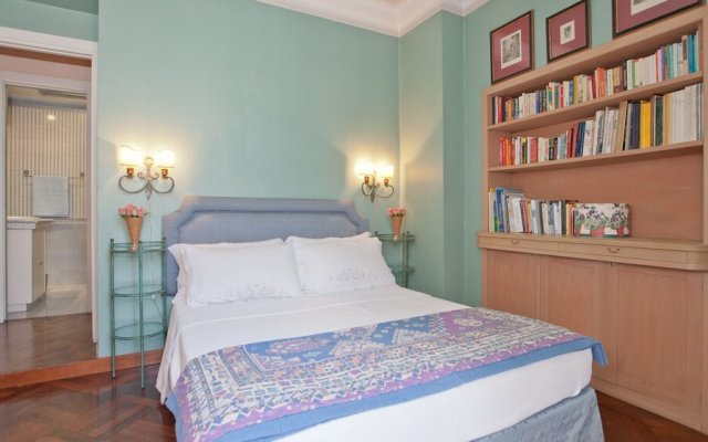 Rental in Rome Trevi Luxury Penthouse