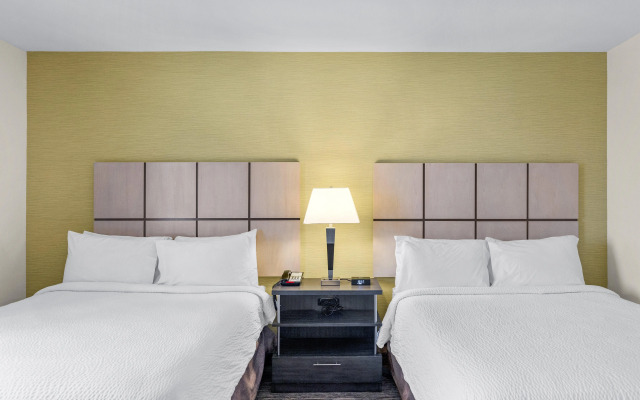 Candlewood Suites Erie by IHG