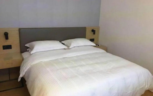 GreenTree Inn Jiangsu Lianyungang Hualian Building Business Hotel