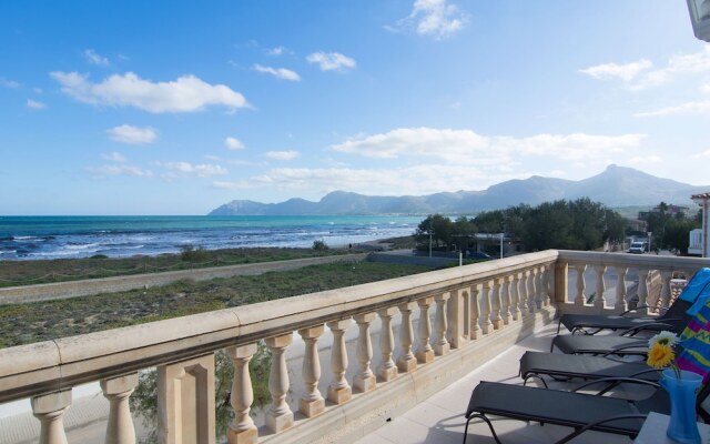Mallorca Beach Front Line Apartment 6 Pers