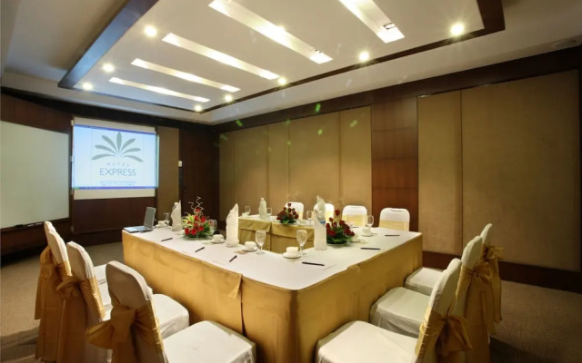 Express Hotel