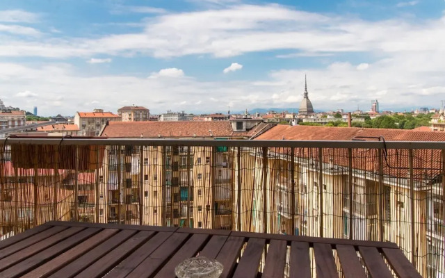 Vanchiglia Cozy Flat with Terrace and City View