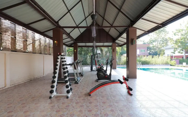 Tong House Resort By OYO