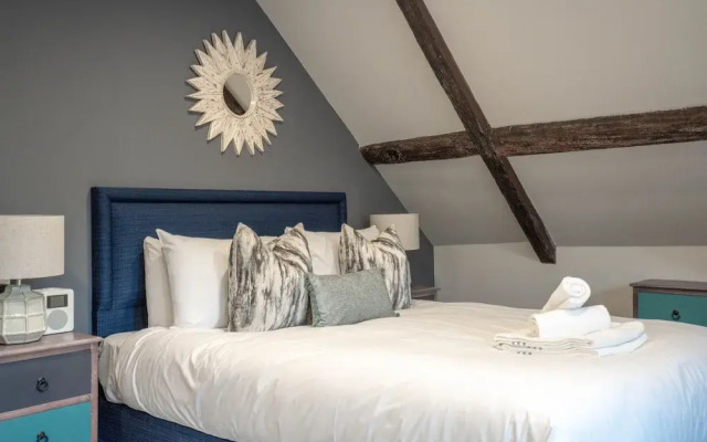 Old Abbey House Hotel
