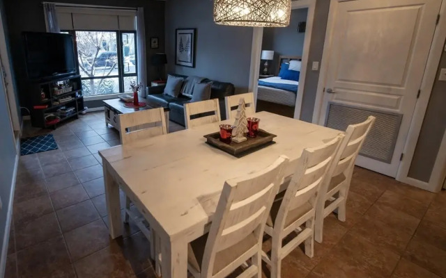 Stylish Ground Level Suite at Playa #145