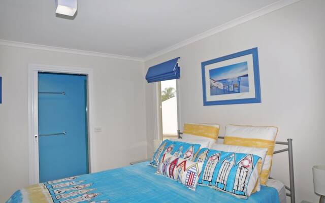 The Esplanade 4 - Free Wifi & Foxtel Included – Guest Rooms – Inverloch