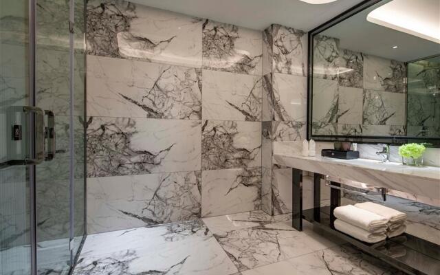 Ramada by Wyndham Mengzi Suites