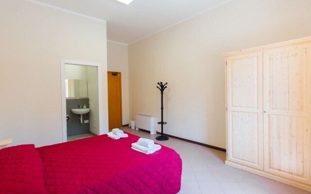 Student's Hostel Estense