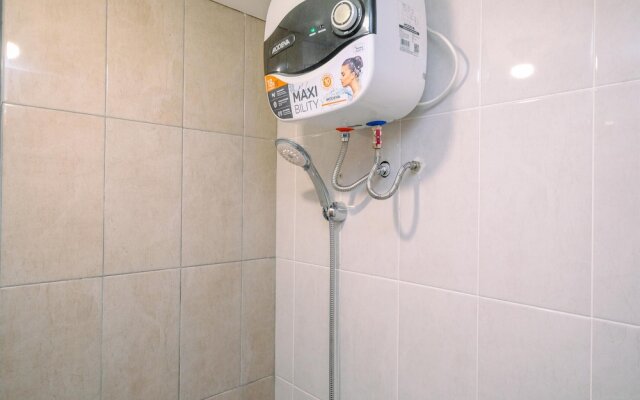 Comfort And Cozy 2Br Royal Heights Apartment