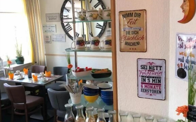 Hotel Peterchens Mondfahrt