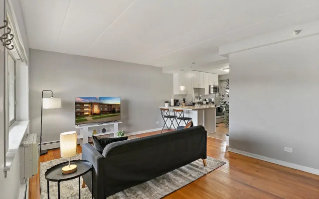 Cozy 1BR Apartment in Arlington Heights