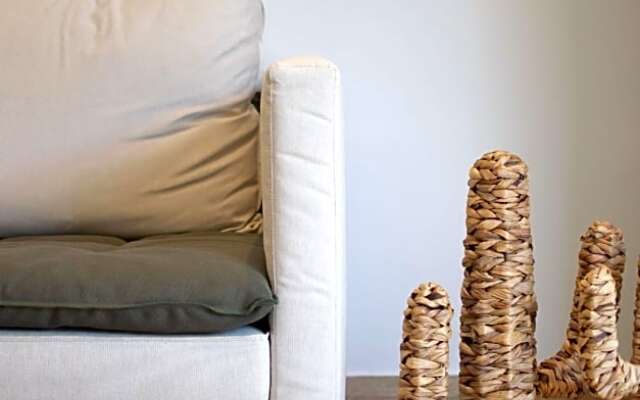 F & S Lounge Suites