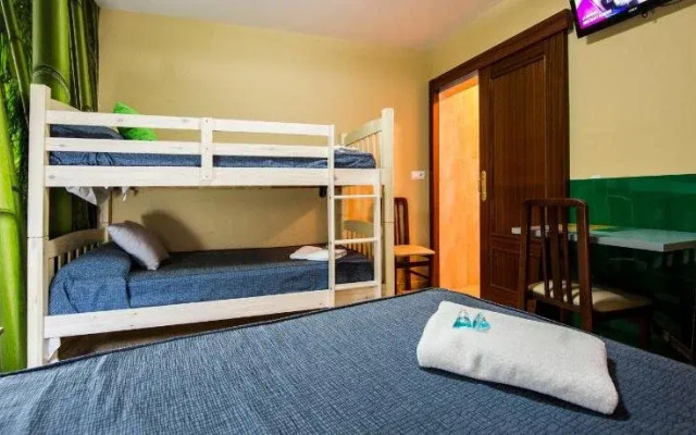 Hostal Escala Luna