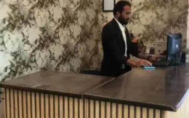 Hotel Pak Continental