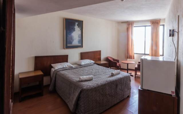 Hotel El Plaza Centro de Lima