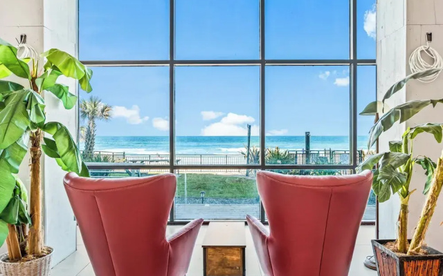 Oceanside Inn Studios by Brightwild