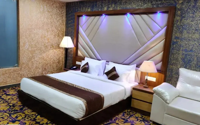 Hotel Vishnu Empire