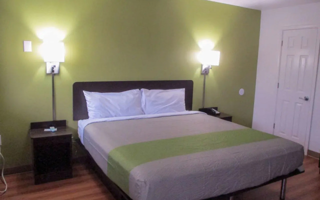 Motel 6 North Olmsted, OH - Cleveland