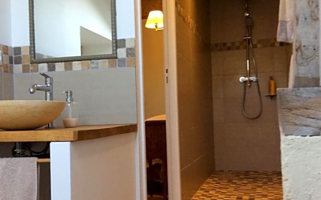 Le Brulon (Adults Only)