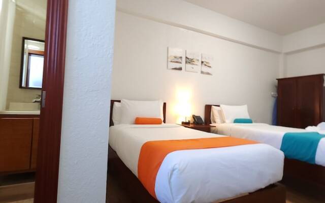 Voyager Sun & Reef Hotel