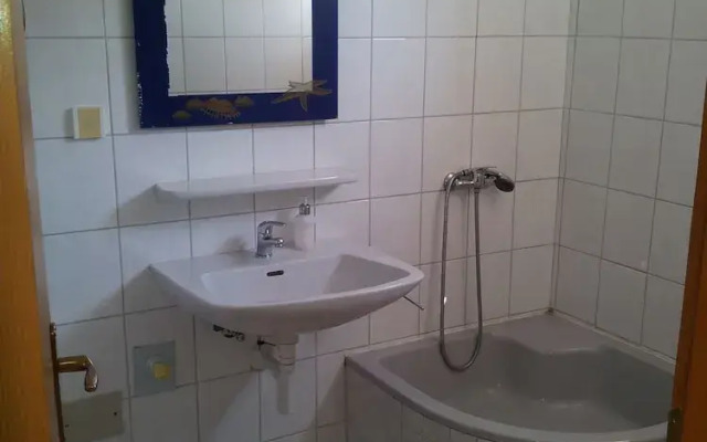 Apartment Ivo With 1 Bedroom, in Omisalj