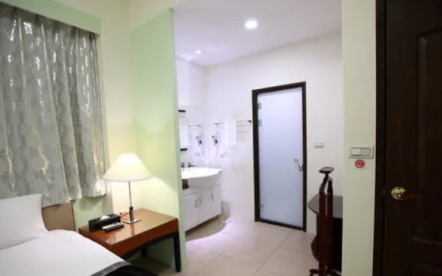 Charge God Island Bed and Breakfast