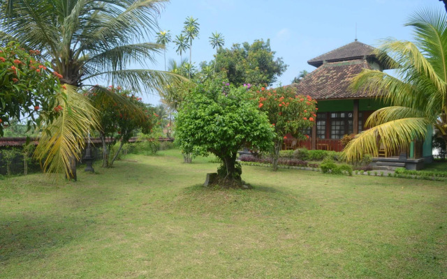 Poeri Devata Resort Hotel