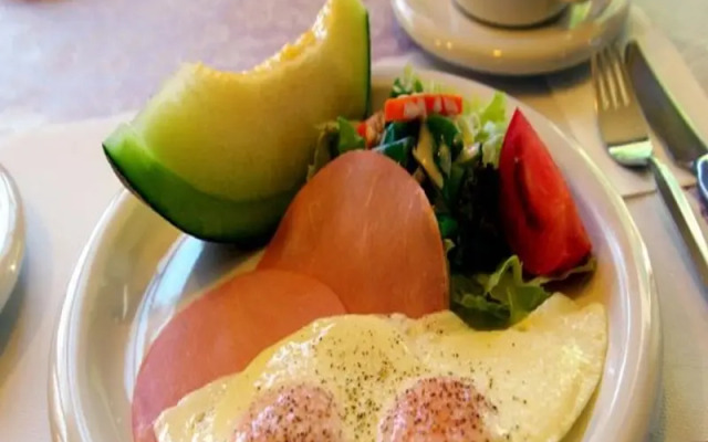 Petit Pension II Elle