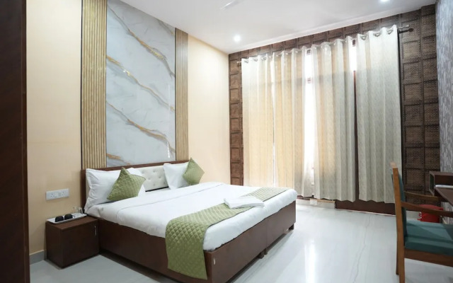 Hotel Saina Stay Inn