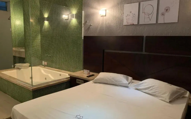 Motel Vivre (Adult Only)