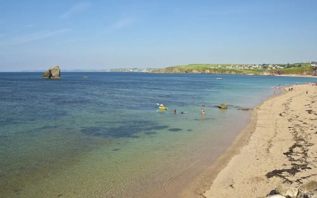 7 Thurlestone Rock