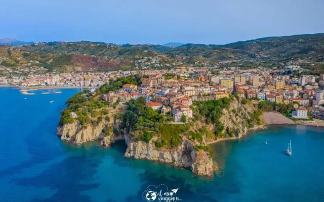 Romantic Apartment With Hot Tub