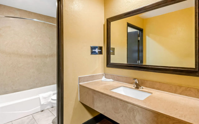 Super 8 by Wyndham - Mesa/Gilbert