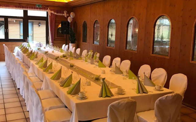 Hotel - Restaurant Kreuzberghof