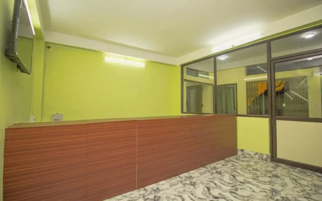Relax Lodge By OYO Rooms