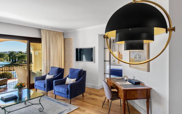 The St. Regis Mardavall Mallorca Resort