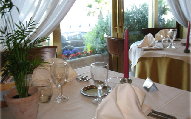B&B Hotel Diano Marina Palace