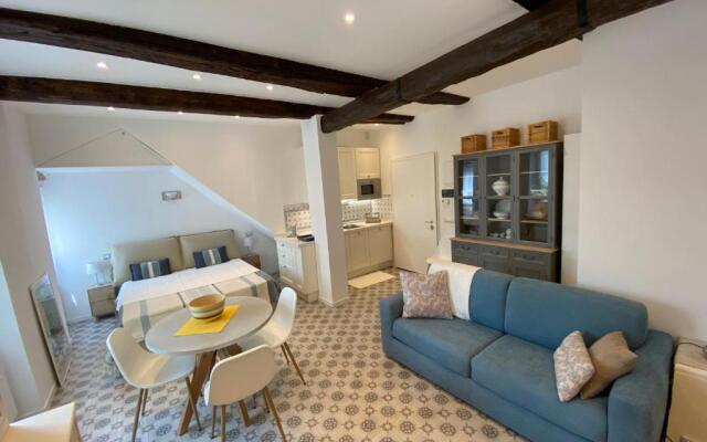 Suite 5 Stelle Nel Borgo di Celle Ligure