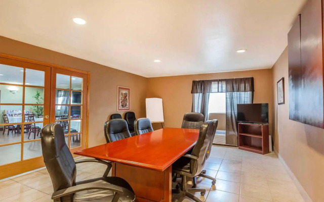 Quality Inn Arlington