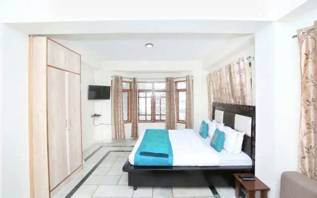 Oyo 11584 Home Modern Studio Apartment